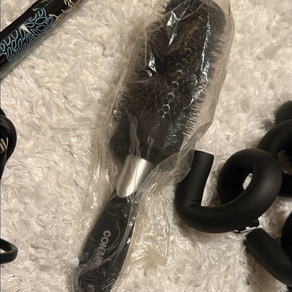 2/$25 GEM Pink Hair Dryer and Black Styling Tools Set like new! - Picture 4 of 6